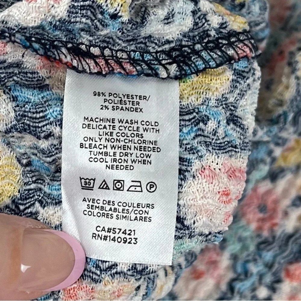 Loft Shirt Womens Size Medium Puff Sleeve Blouse Navy Blue Multi Floral NWT